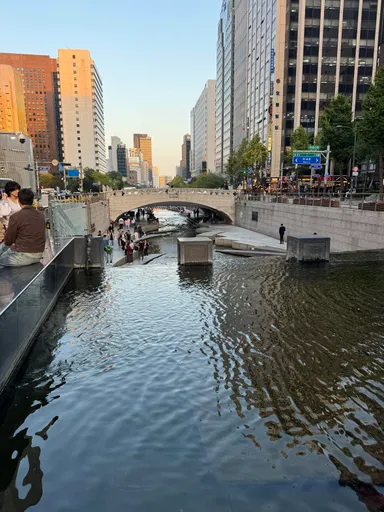 Cheonggyecheon